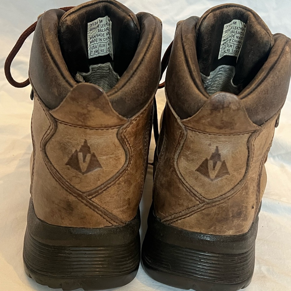 Vasque GTX WATERPROOF Men'sLeather Boots - Picture 4 of 7